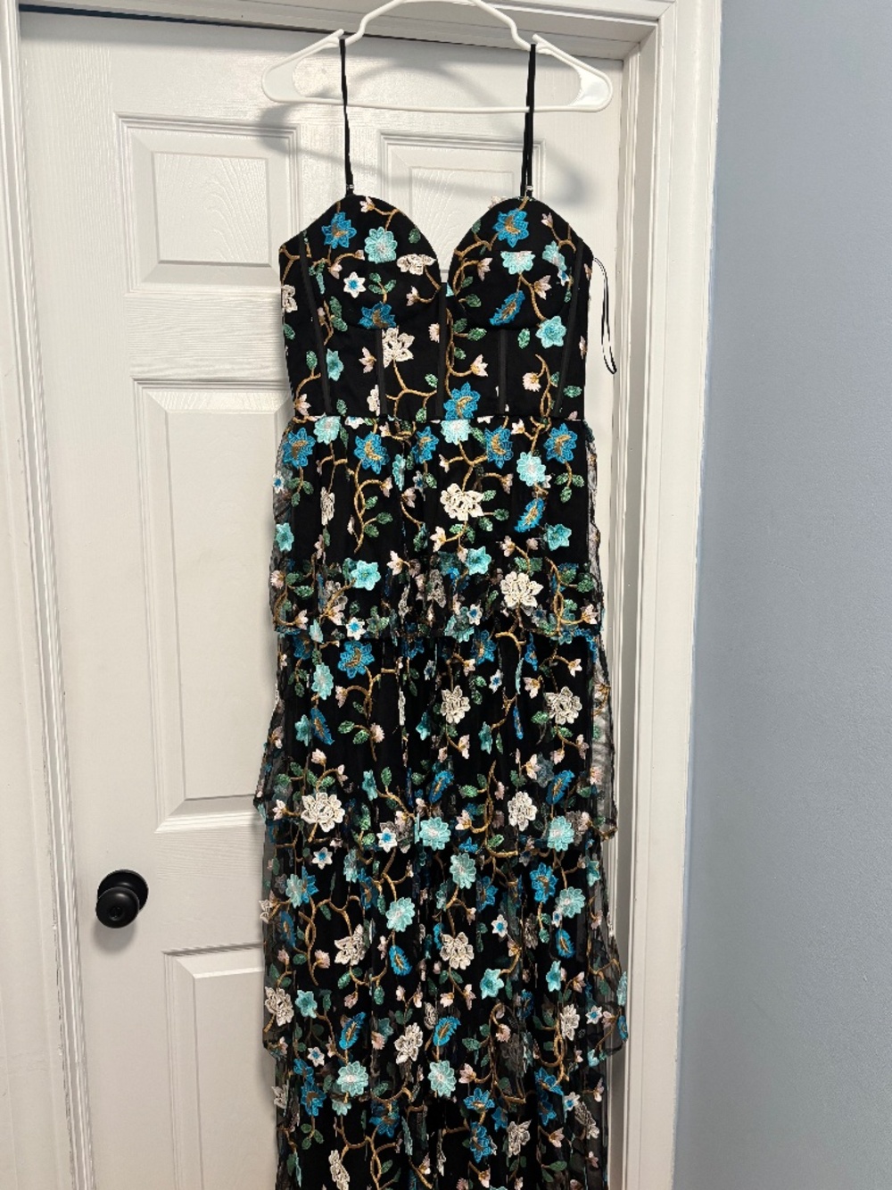 Layana Gown (Size L) Dress the Population - Picture 2 of 5